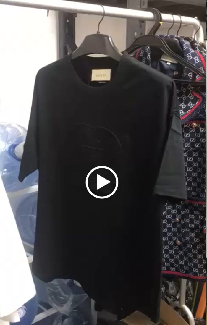 GUCCI Black Print (Fitted) Size Large